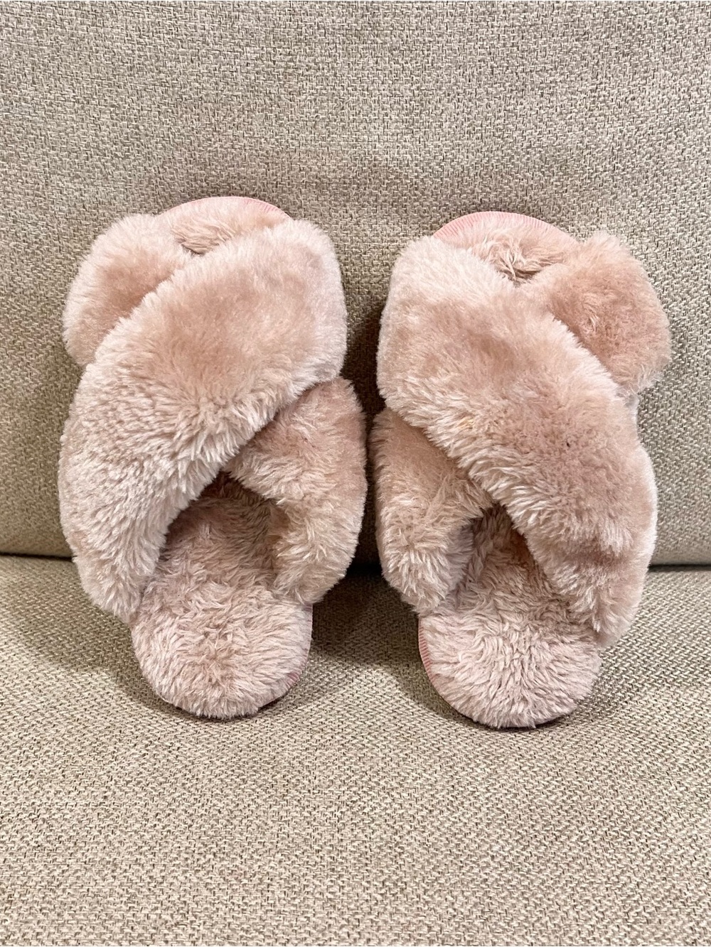 Vepose Toddler Size 8/8.5/9 Pink Faux Fur Cross-Band Slide Slippers Plush Shoes